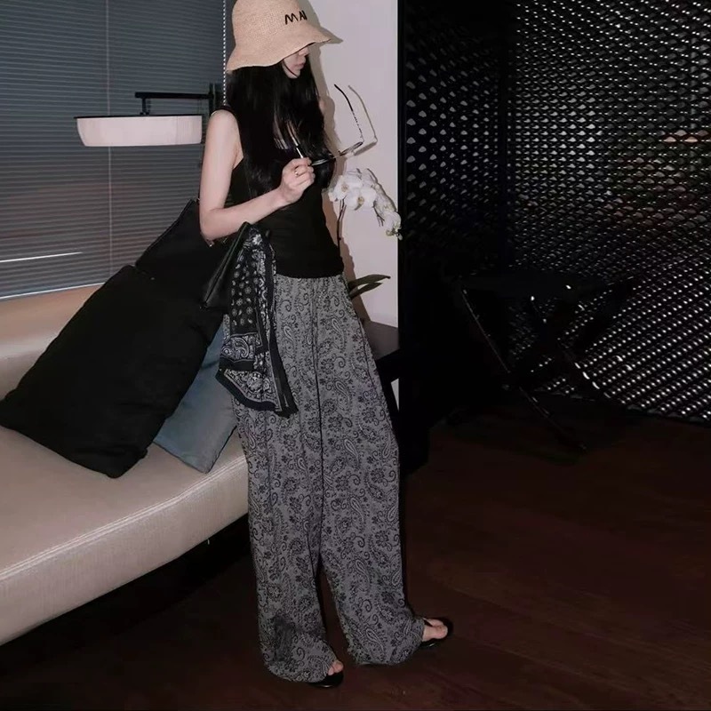 亲测实拍⚠️太好穿了❗️又凉快又舒服❗️【慵懒腰果花棉麻裤】清冷氛围感轻松拿捏住❗️满满的高级感❗️🌾棉麻凉感黑科技💨37℃天自循环透气系统