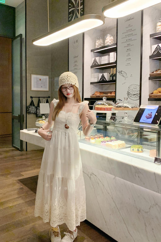 【折后再享2件88折】现货秒杀！微信打折价！小飞袖绣花拼接连衣裙 日常249.99/件 立减80 秒杀169.99/件！！ 商品图5