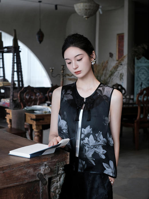 盛唐牡丹| 荷韵欧根缎马甲 商品图0