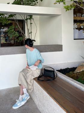 闪照第264期 湖水般的蓝