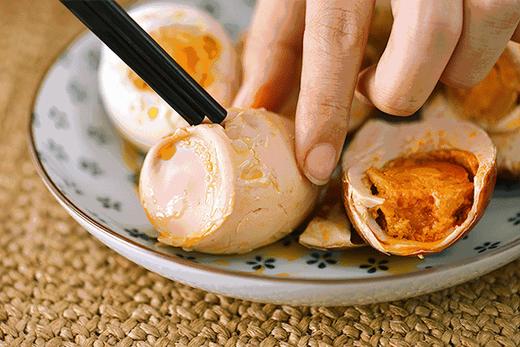 独家秘制💥农家麻酱鸡蛋丨浓香四溢，口感绵密，比蟹黄还好吃❗️❗️纯手工土鸡蛋腌制，低盐、纯绿色食品​ ​ 商品图1