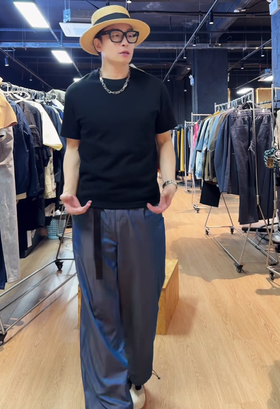 纯色日常通勤短袖T恤