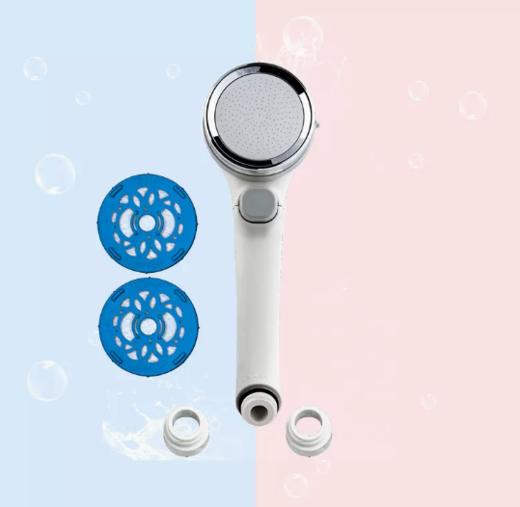 TAKAGI 家庭版净水花洒套装 （增压款止水过滤双切换喷头+2个过滤芯） 商品图0