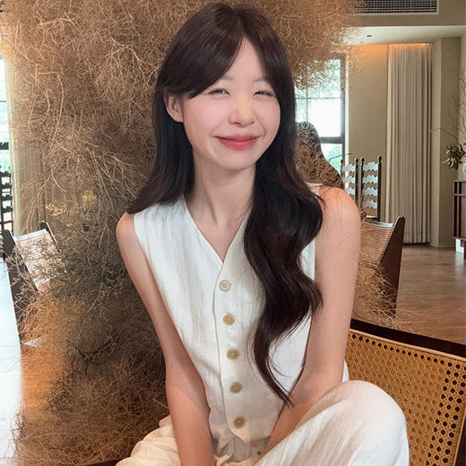 西遇法式气质套装女春夏新款V领无袖背心宽松阔腿裤两件套SS150320 商品图2