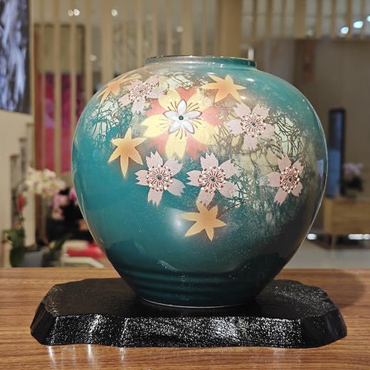 【旬彩 】日本进口九谷烧花瓶系列① 商品图1