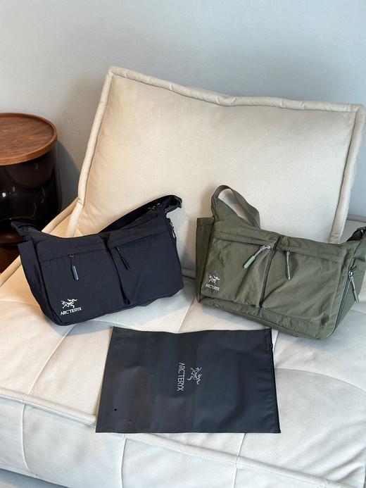 F773始祖鸟原单多功能斜挎包 商品图2