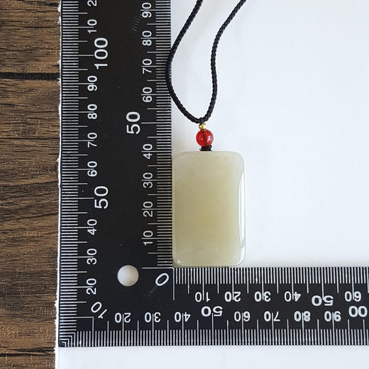 【天然正品】天然细腻油润度佳平安无事牌和田玉糖玉吊坠女士080425AH62现售价：780特价 商品图10