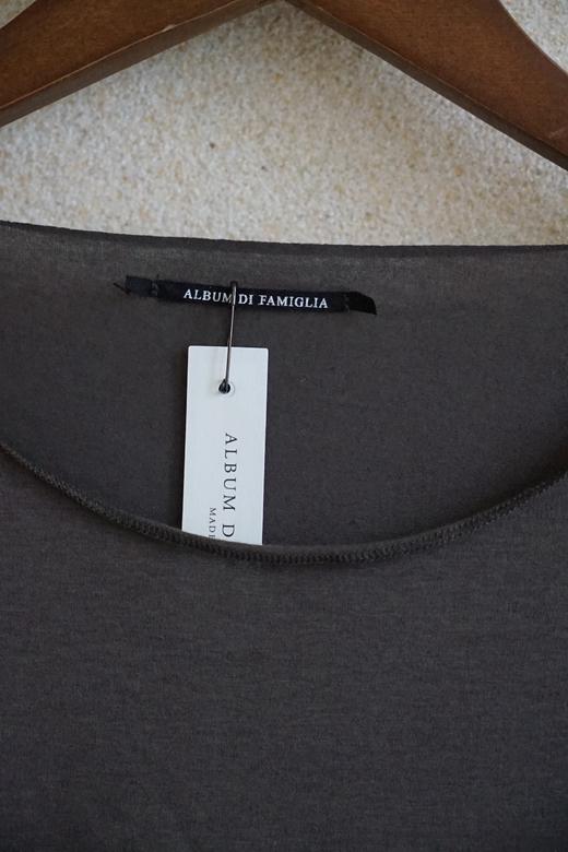 ALBUM DI FAMIGLIA 黑/深灰色可选圆领上衣T恤 商品图7