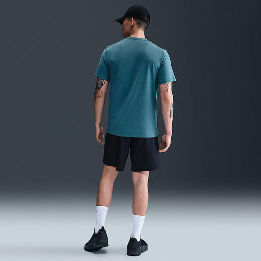 Nike/耐克男短袖夏新款HYVERSEDRIFIT速干透气T恤HQ7988 商品图5