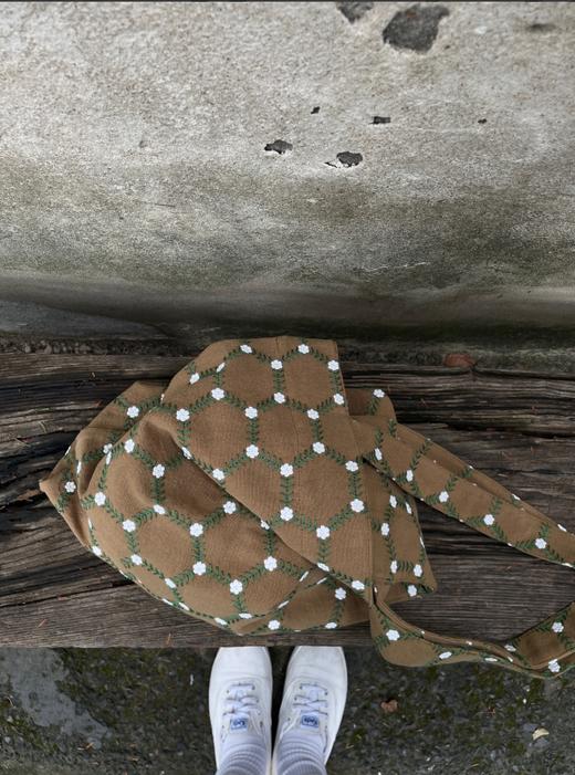 Ad Lib/咖色刺绣小花花环帆布包单肩包 商品图0