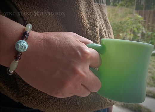 原创【风格～孤品手作】绿松石血珀手链 | 非7日无理由退换货 商品图1