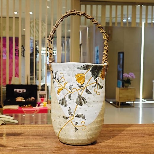 【旬彩 】日本进口九谷烧花瓶系列② 商品图0