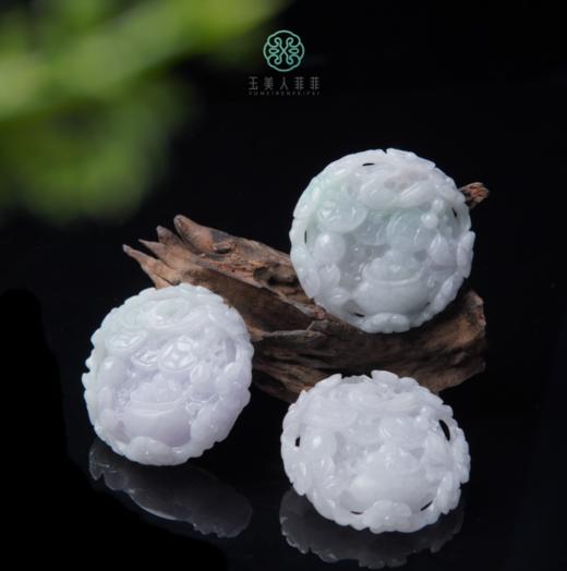 D翡翠吊坠-缅料雕刻招财进宝圆形吊坠约52# 商品图0