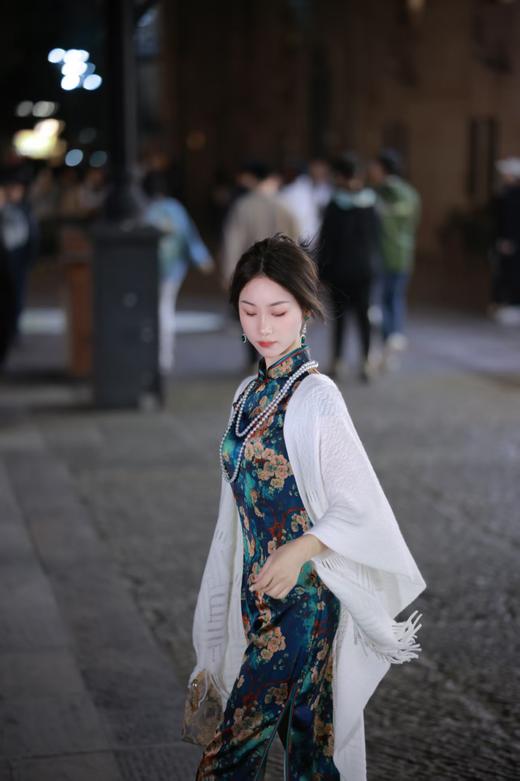 【素溢】时尚百搭针织流苏披肩米白色 商品图2