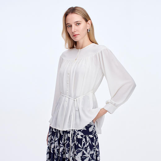 EITIE爱特爱舒适百搭显瘦系带收腰通勤衬衫上衣女秋季新款8309003 商品图4