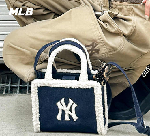 MLB毛绒大标时尚百搭手提包托特包3AORS0746【无货退款介意勿拍】 商品图2
