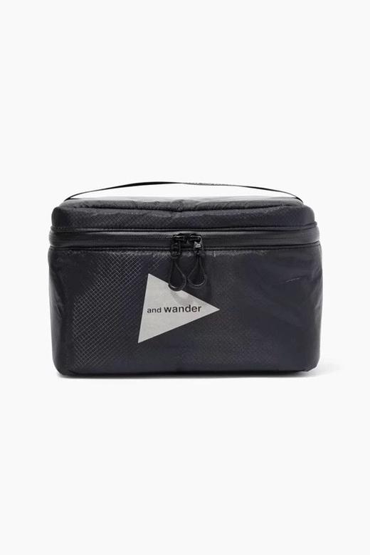 这是一款采用英威达（INVISTA）公司硅涂层30D考杜拉尼龙材质的软质冷藏包 商品图3