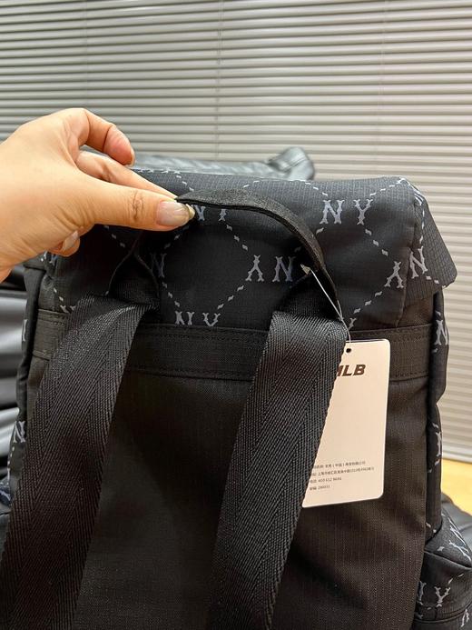 二店y 【MLB正品授权】 实体1000+ 颜值出众 钻石满印老花双肩包 商品图10