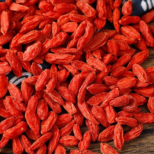 红俏儿 有机红枸杞 青海高原头茬枸杞子 无熏硫滋补泡水枸杞茶 150g瓶装 商品图3