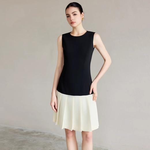 IWY/ 夏季无袖连衣裙女新款黑白撞色百褶裙高级内搭背心裙Q1296 商品图1