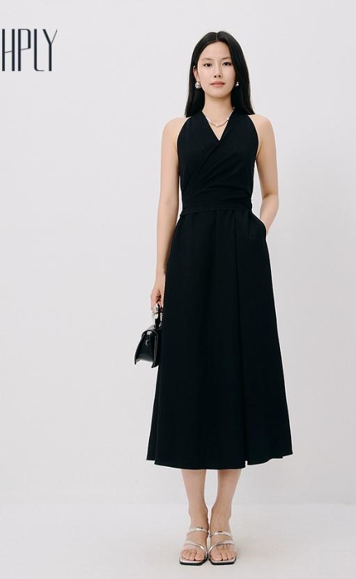 【大都会】HPLY荷比俪2025秋新款女挂脖收腰显瘦垂坠感通勤优雅连衣裙​ 商品图1