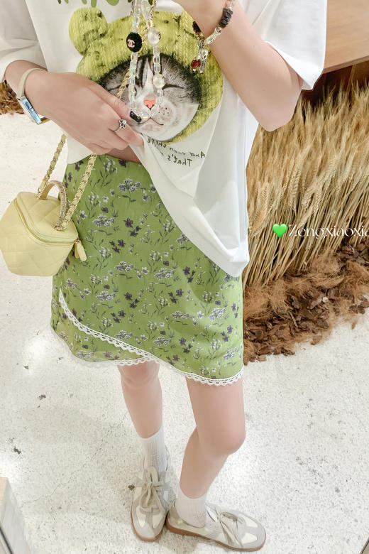 <曾小咸推荐>夏季新款设计感绿色碎花半身裙 商品图5