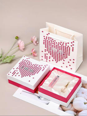 预售5-7天～国柜迪奥变色唇膏+迪奥真我香水5ml 配新款迪奥爱心礼盒礼袋