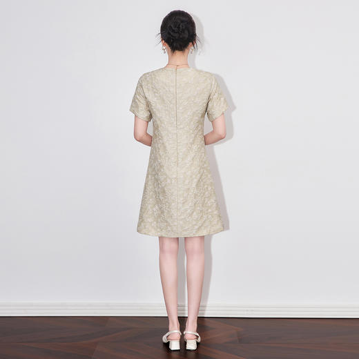 「高货wl」全新升级【铂金会员367/天猫499/差价132】(05540)洛诗琳简约气质小香风连衣裙2025夏季浮雕提花显瘦A字裙 商品图2