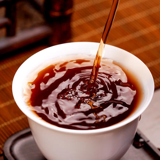 【老班章乔木熟茶】10年陈熟茶云南西双版纳勐海老班章高端熟茶口粮茶，357克/饼拍5发6拍20发25 商品图5