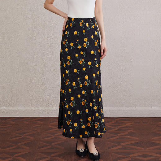 「自」全新升级【铂金会员220/天猫299/差价79】(25547)洛诗琳法式复古碎花半身裙2025夏季高腰显瘦中长款A字裙女25547 商品图2