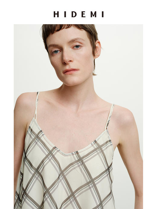 HIDEMI “我们做印花”原创手绘格纹清透薄纱缎设计感两件式防走光吊带连衣裙 商品图8