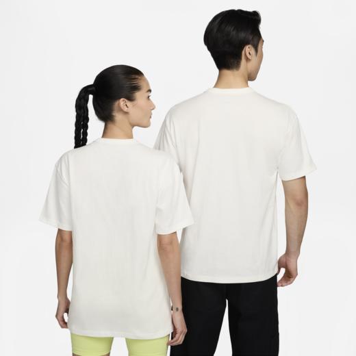 【库存有限 无货将做退款】Nike/耐克基础款男宽松舒适纯棉T恤春季休闲刺绣厚实针织棉DO7393-133 商品图5