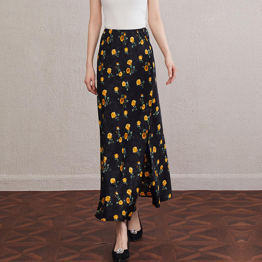 「自」全新升级【铂金会员220/天猫299/差价79】(25547)洛诗琳法式复古碎花半身裙2025夏季高腰显瘦中长款A字裙女25547 商品图1