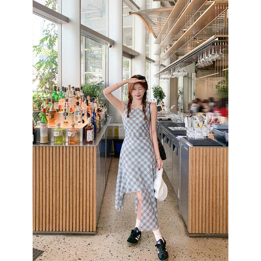 <曾小咸推荐>韩系蓝格纹无袖背心连衣裙 商品图1