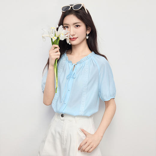 【周末秒杀】熙世界三醋酸衬衫短袖女夏季2025新款法式花边上衣高级感蓝色小衫 商品图3