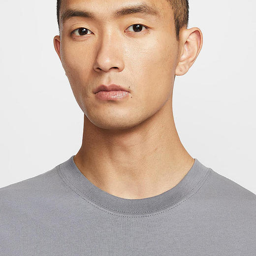 Nike/耐克短袖男夏新款宽松运动休闲背后篮球印花棉T恤HJ3432 商品图2