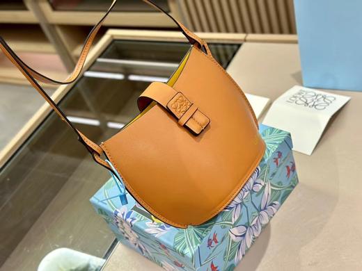 F781罗意威 小牛皮水桶包 商品图0