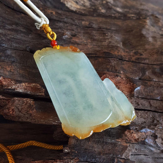 【天然正品】天然精品细腻无纹裂冰种观音无事牌黄翡吊坠中性080425AH44现售价：3880 商品图8