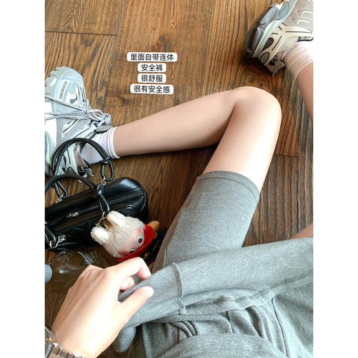 <曾小咸推荐>3.27现货秒杀 ！微信超特价！韩系V领短袖 日常99.99 立减50 秒杀49.99！百褶半身裙 日常119.99 立减60 秒杀59.99！ 商品图3