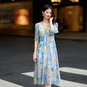 丁摩  春夏新品女装优雅大方套头收腰蝴蝶印花真丝连衣裙5ZF-90501