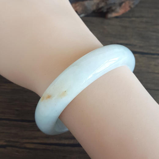 【天然正品】天然细腻正桩糯种浅色带黄54.5号翡翠手镯女性080425AH03现售价：980特价 商品图9