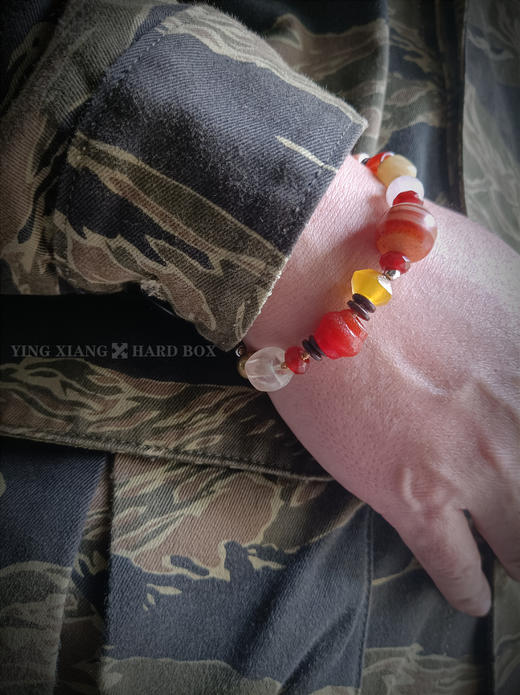 原创【风格～孤品手作】红色老玛瑙琉璃手链｜非7日无理由退换货 商品图7