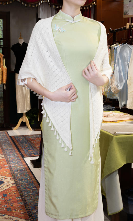 【云暮】中式气质提花时尚镂空流苏复古披肩日常百搭 商品图2