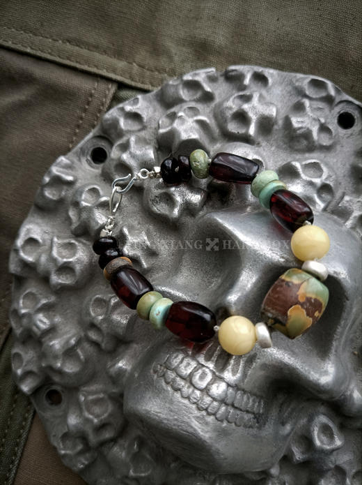 原创【风格～孤品手作】绿松石血珀蜜蜡手链｜非7日无理由退换货 商品图0