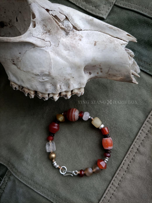 原创【风格～孤品手作】红色老玛瑙琉璃手链｜非7日无理由退换货 商品图4