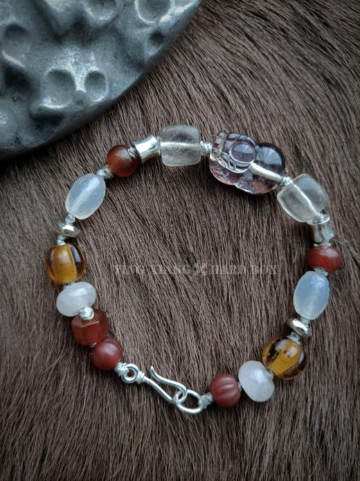 原创【风格～孤品手作】牛血胶花貔貅手链｜非7日无理由退换货 商品图2