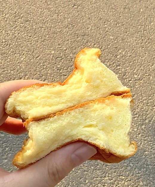 ［星芙食养鲜鸡蛋糕 早安鲜鸡蛋糕］——唤醒晨光的营养能量 ✅严选无抗鲜鸡蛋：0抗生素残留，从源头守护健康本味 ✅黄金配比配方：鲜蛋含量≥55%（行业均值35%），成就绵密湿润的云朵质感 商品图4