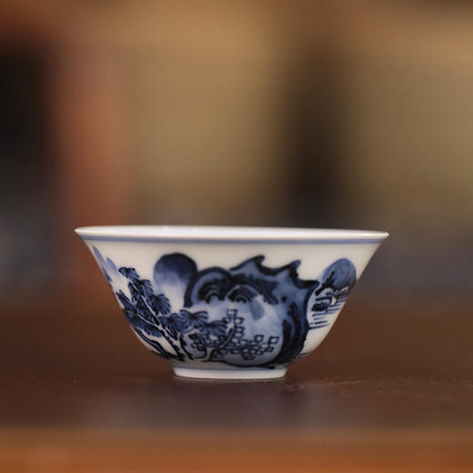 【忘言】青花薄胎山水功夫茶杯 曰何文人器 商品图1