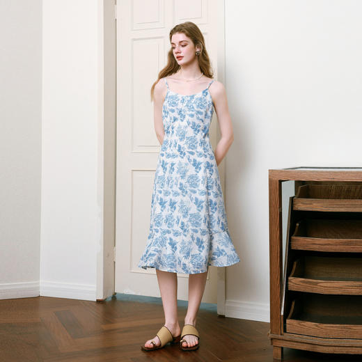 【商场同款】诗凡黎诗凡黎法式碎花吊带裙25夏新款度假连衣裙3G4390421 商品图1