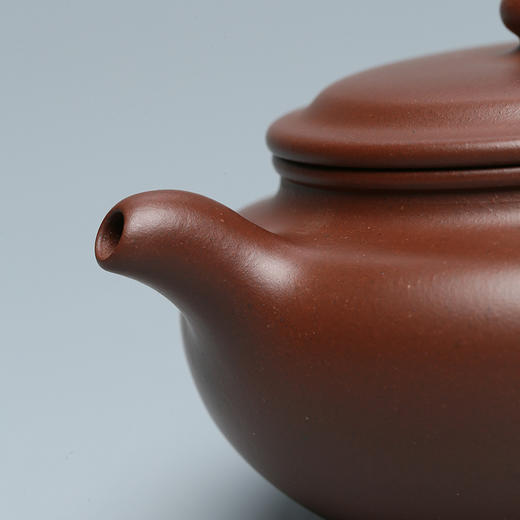 百年紫砂品牌铁画轩出品 底槽清 大口扁腹壶紫砂壶 商品图3